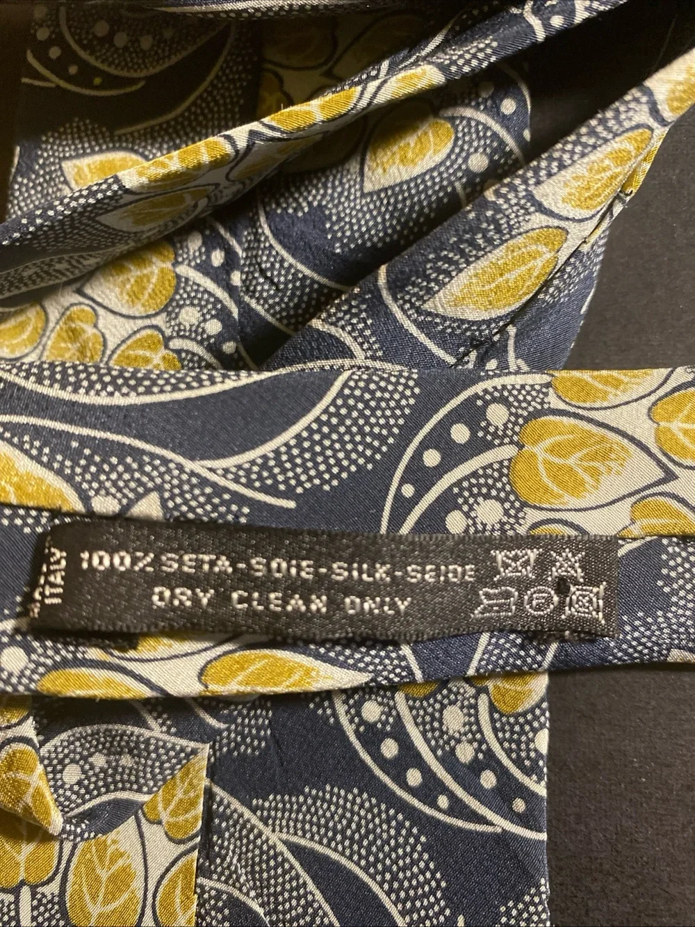 Emporio Armani Necktie 100% Silk Hand Made Floral Italy Jacquard